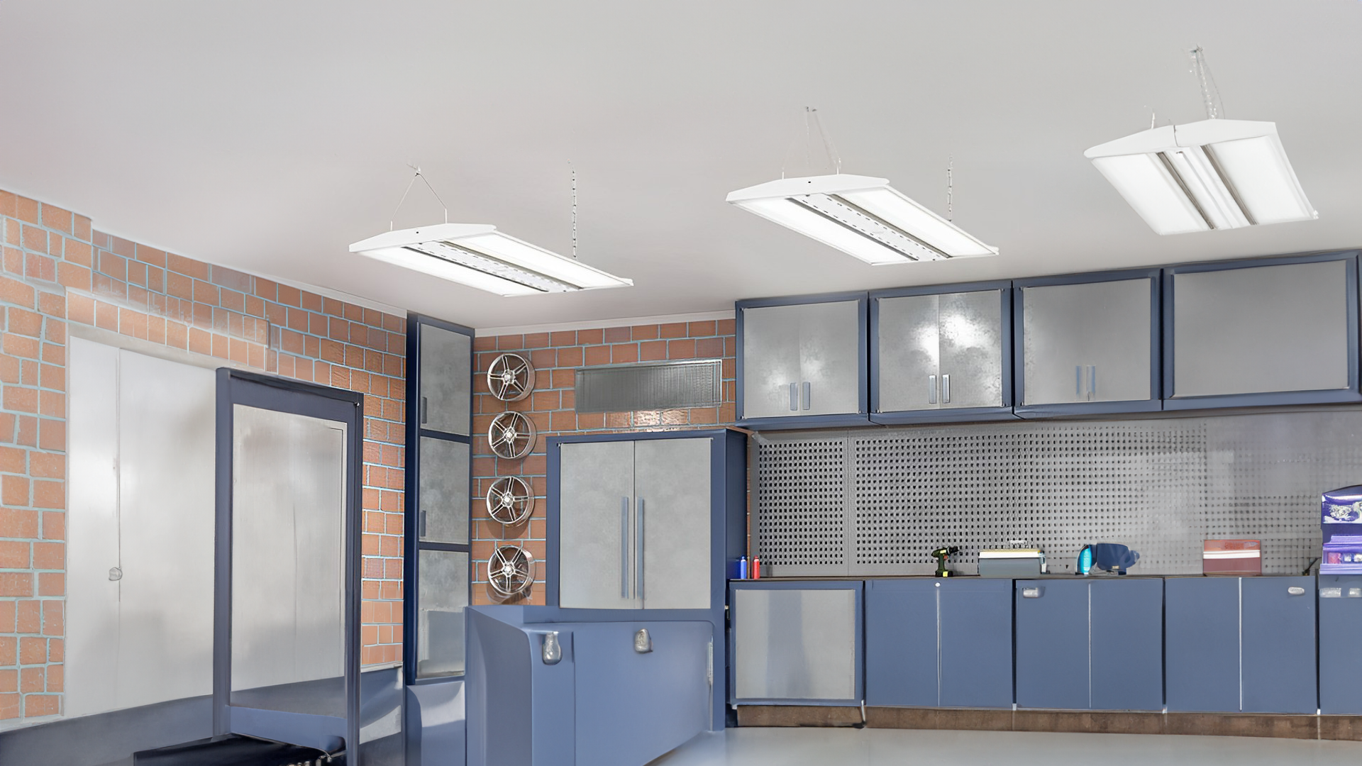 Best Illumination for Your Garage: Comprehensive Guide to LED Garage Lighting