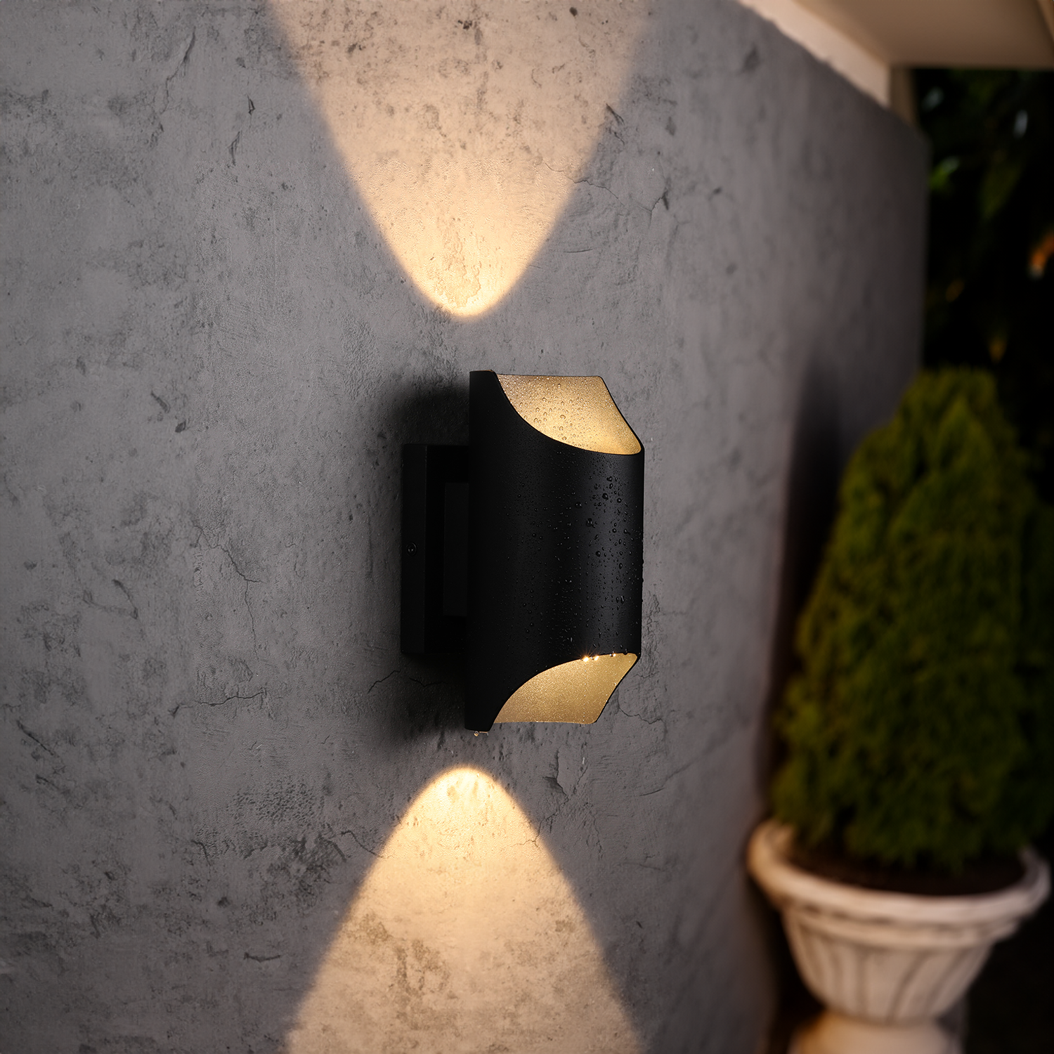 Cuts™ 8" Outdoor Wall Sconce