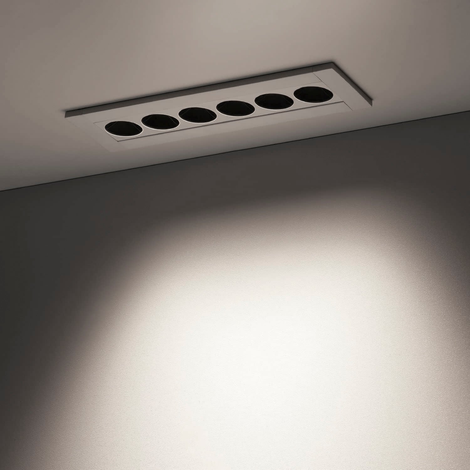 LumaLine — z1506 7" 8W 5CCT 34° Deep Cup Anti-Glare CRI 90 Dimmable LED Recessed Linear Light With J-Box Plastic Housing