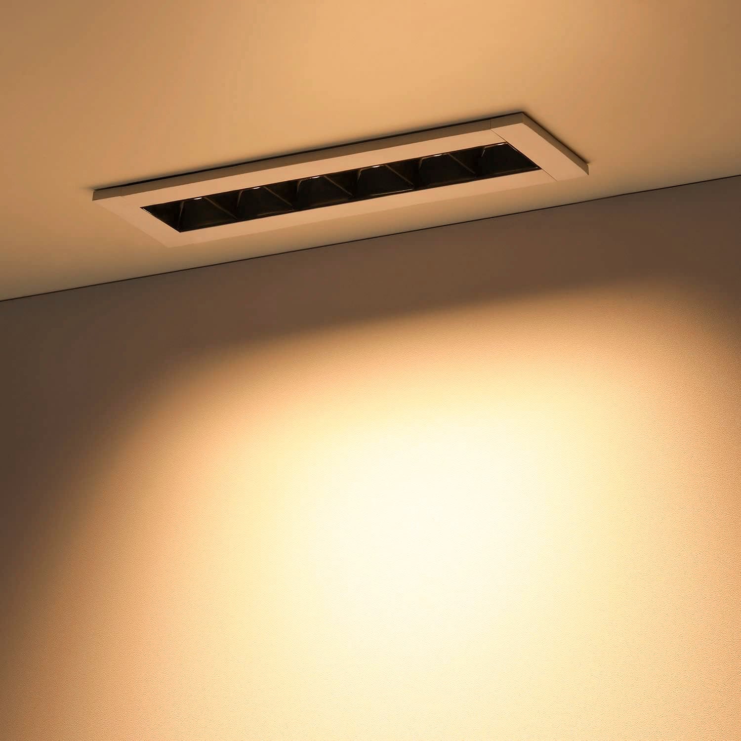 LumaLine — z1507 7" 8W 5CCT 48° Grille Anti-Glare CRI 90 Dimmable LED Recessed Linear Light With J-Box Plastic Housing