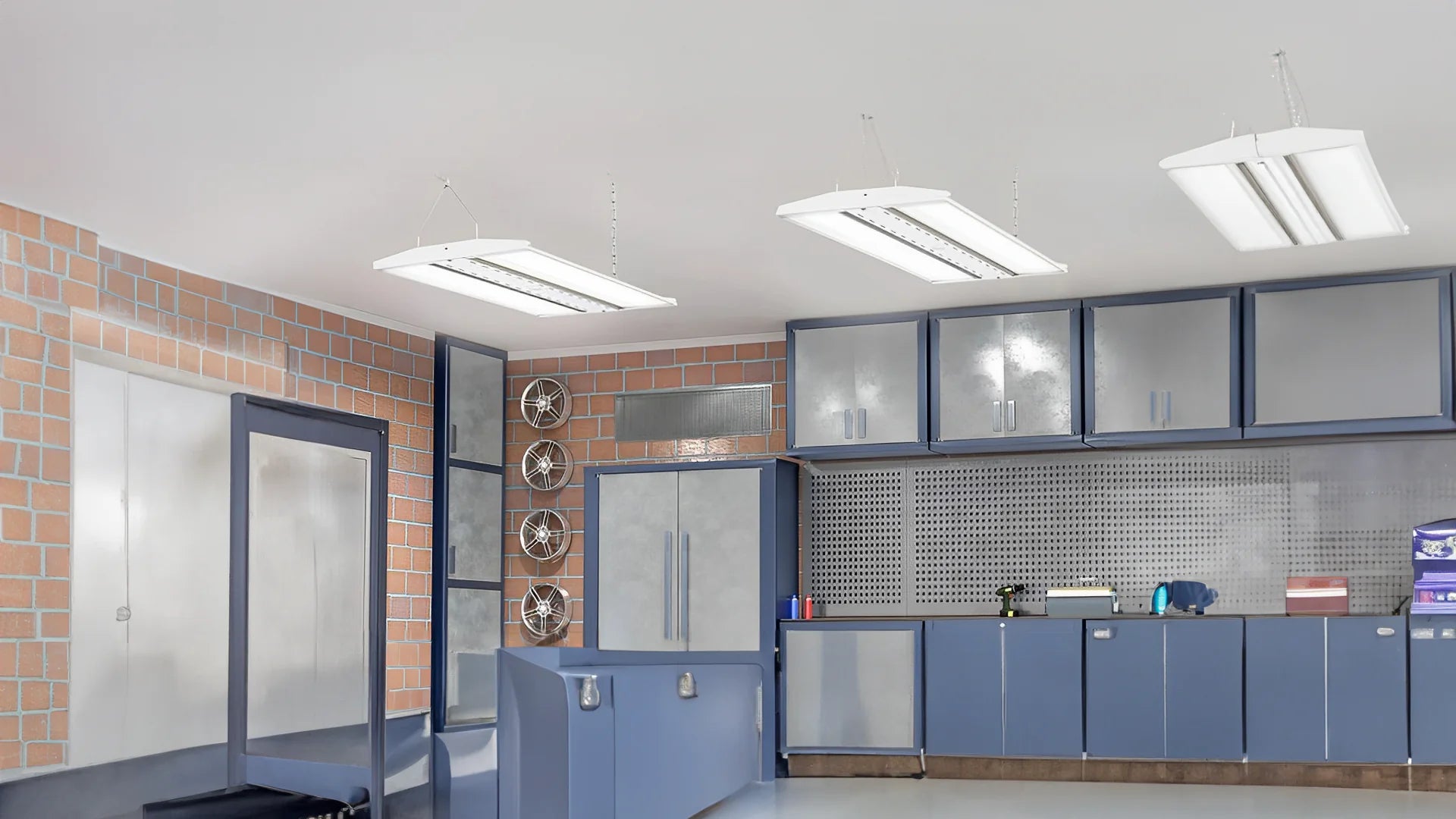 Best Illumination for Your Garage: Comprehensive Guide to LED Garage Lighting