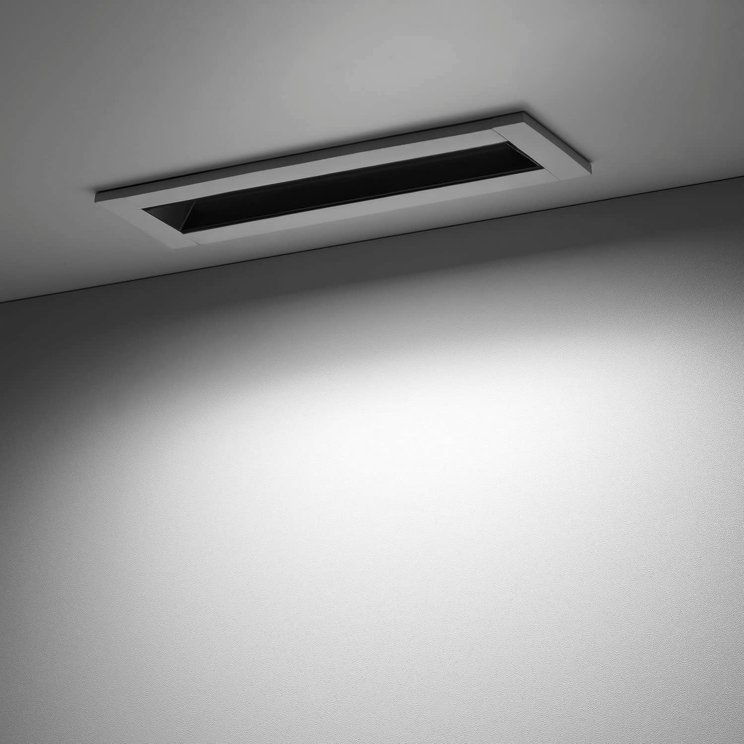 LumaLine — z1505 7" 8W 5CCT 20° Polarized CRI 90 Dimmable LED Recessed Linear Light With J-Box Plastic Housing